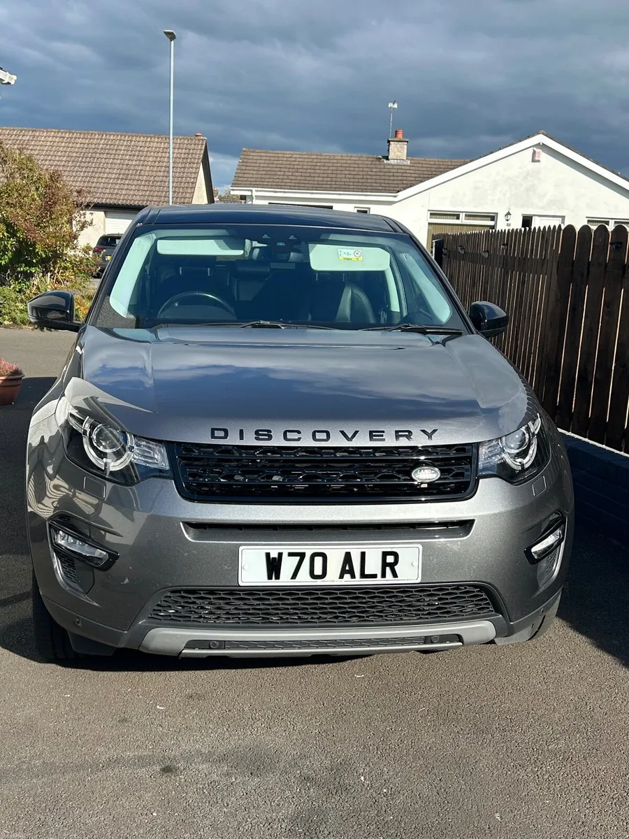 Land Rover Discovery Sport 2018 - Image 1