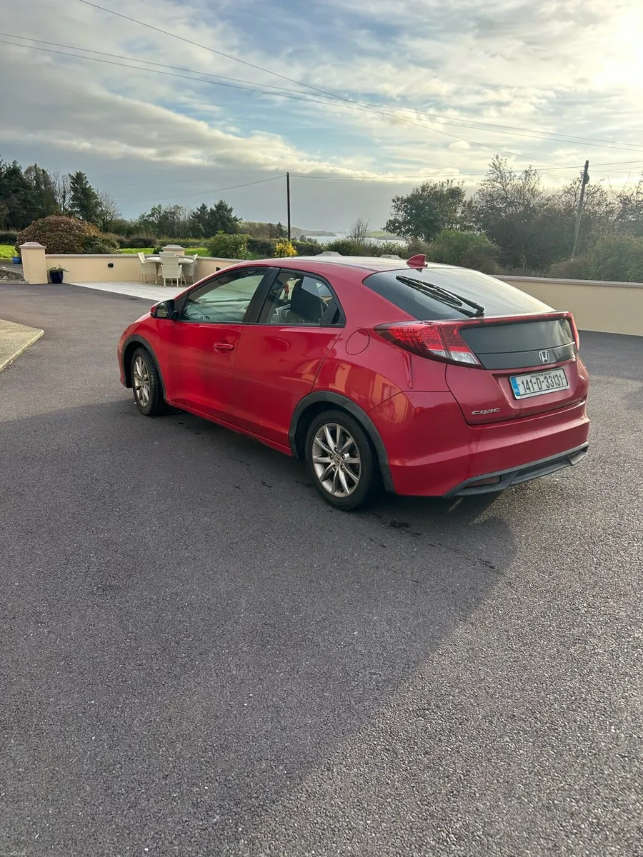 Honda civic - Image 4