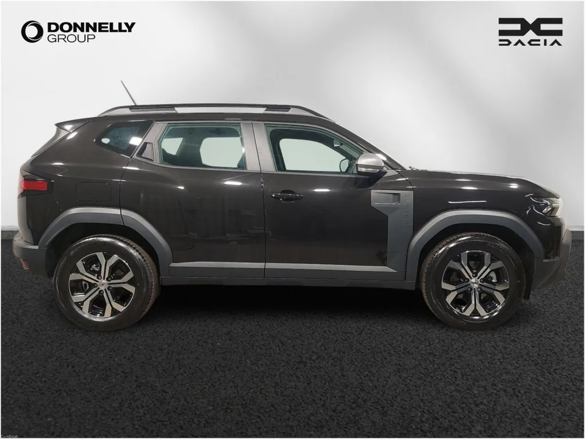 Dacia Duster Estate Expression - Image 3