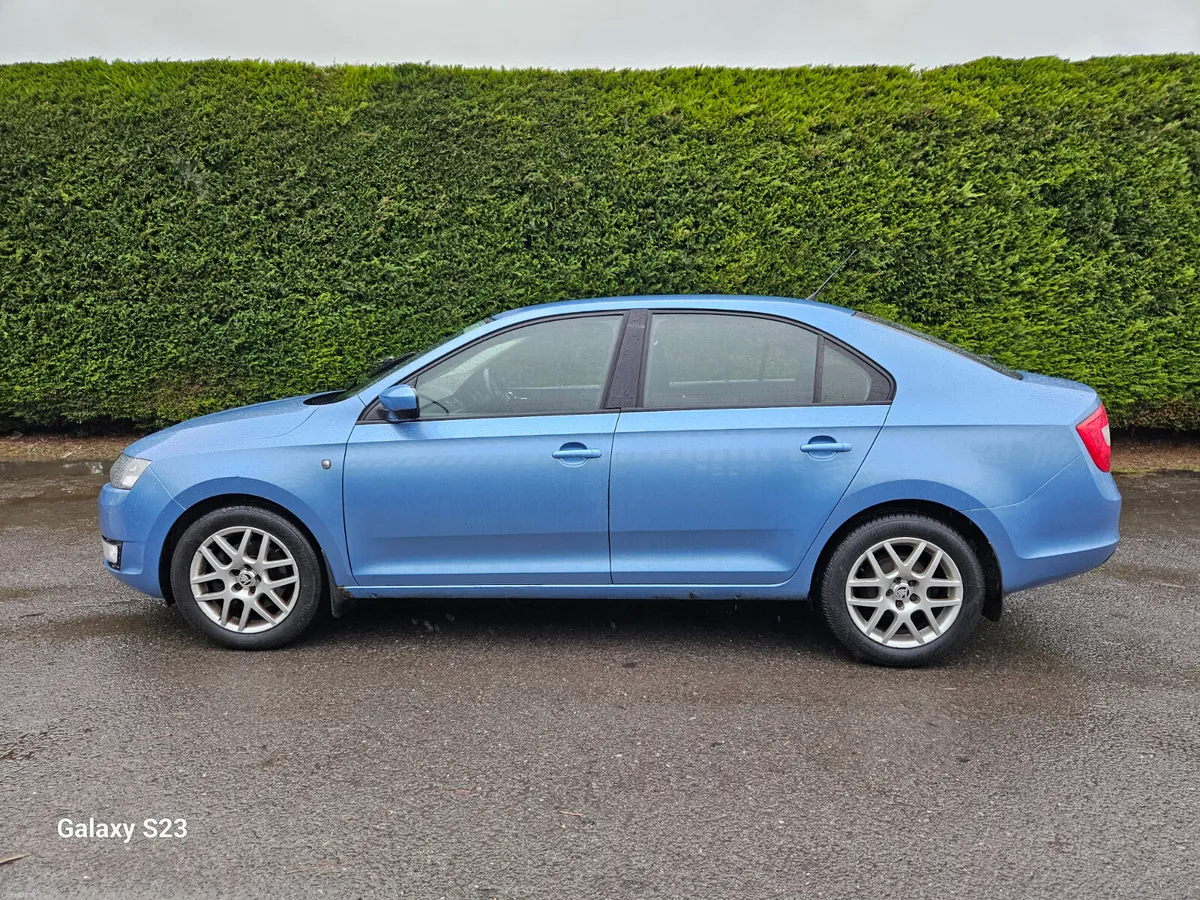 Skoda Rapid 2013 1.6 TDI AMBITION - Image 3