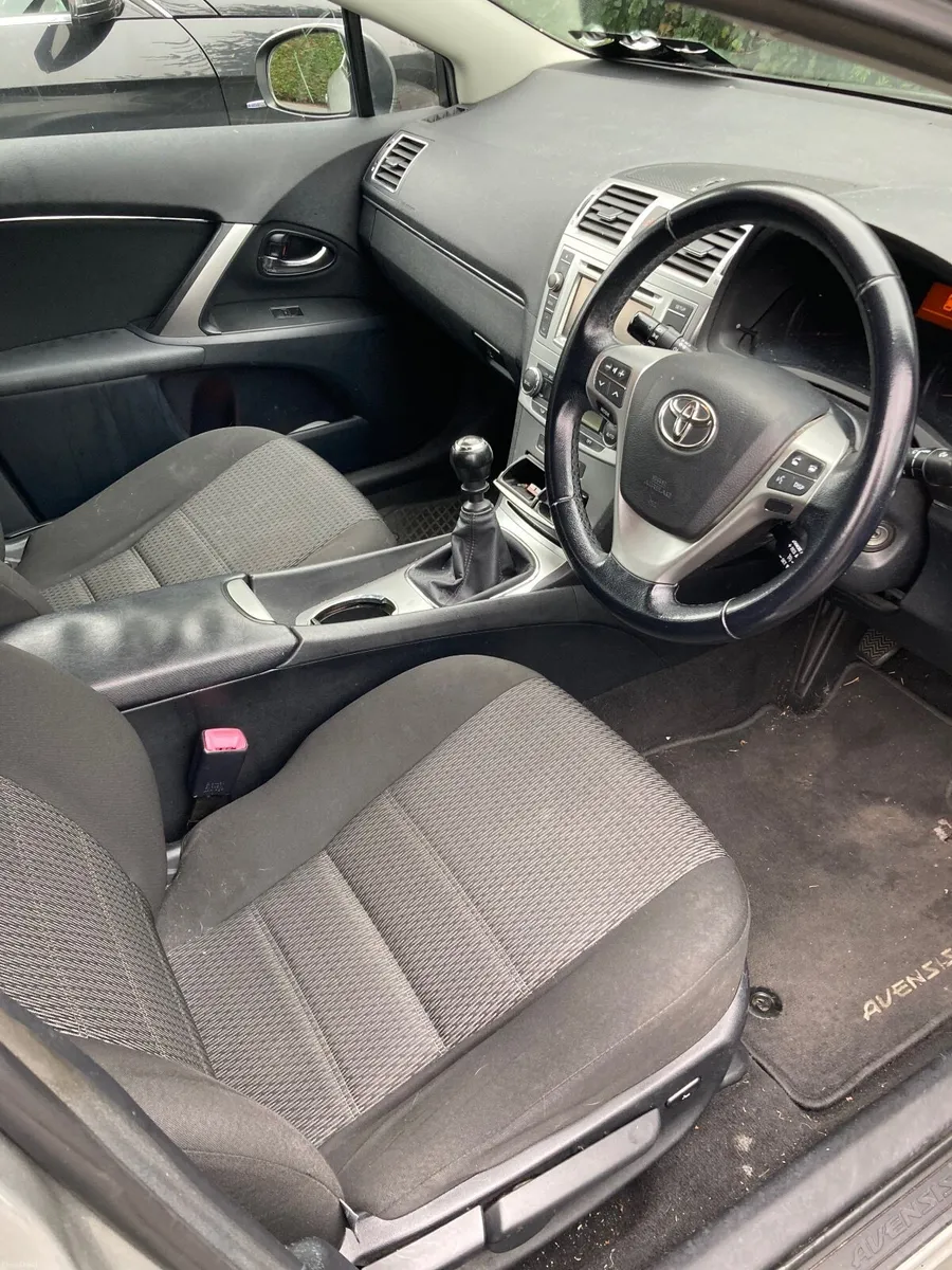 Toyota Avensis 2012 - Image 3