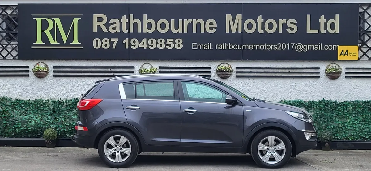 Kia Sportage 2012 4-wheel-Drive(low Mileage) - Image 3