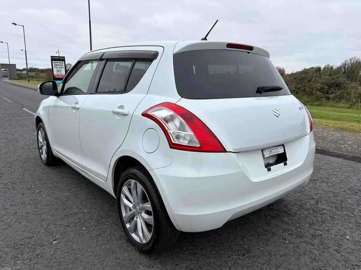 2014 SUZUKI SWIFT 1.2 PETROL AUTOMATIC - Image 4