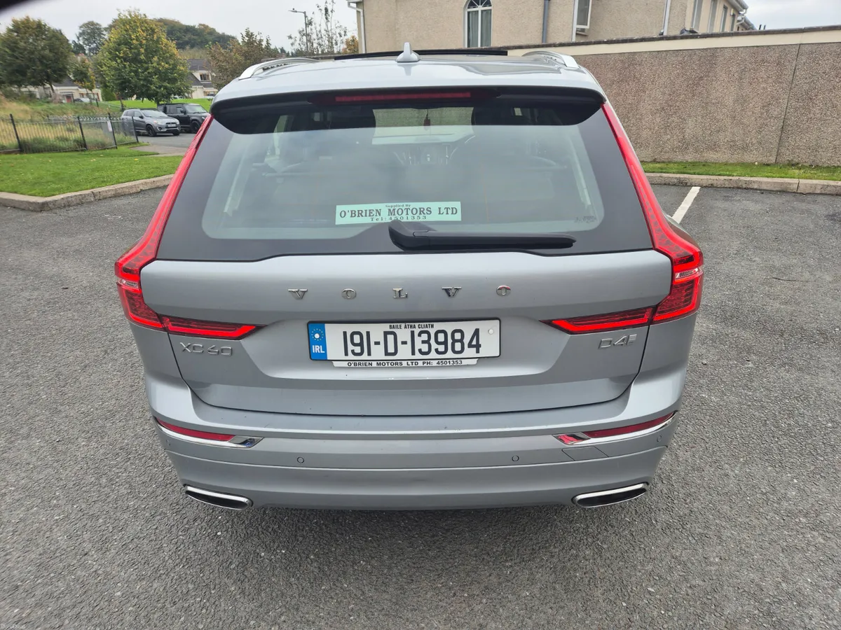 Volvo XC60 Inscription D4. Full Service History. - Image 3