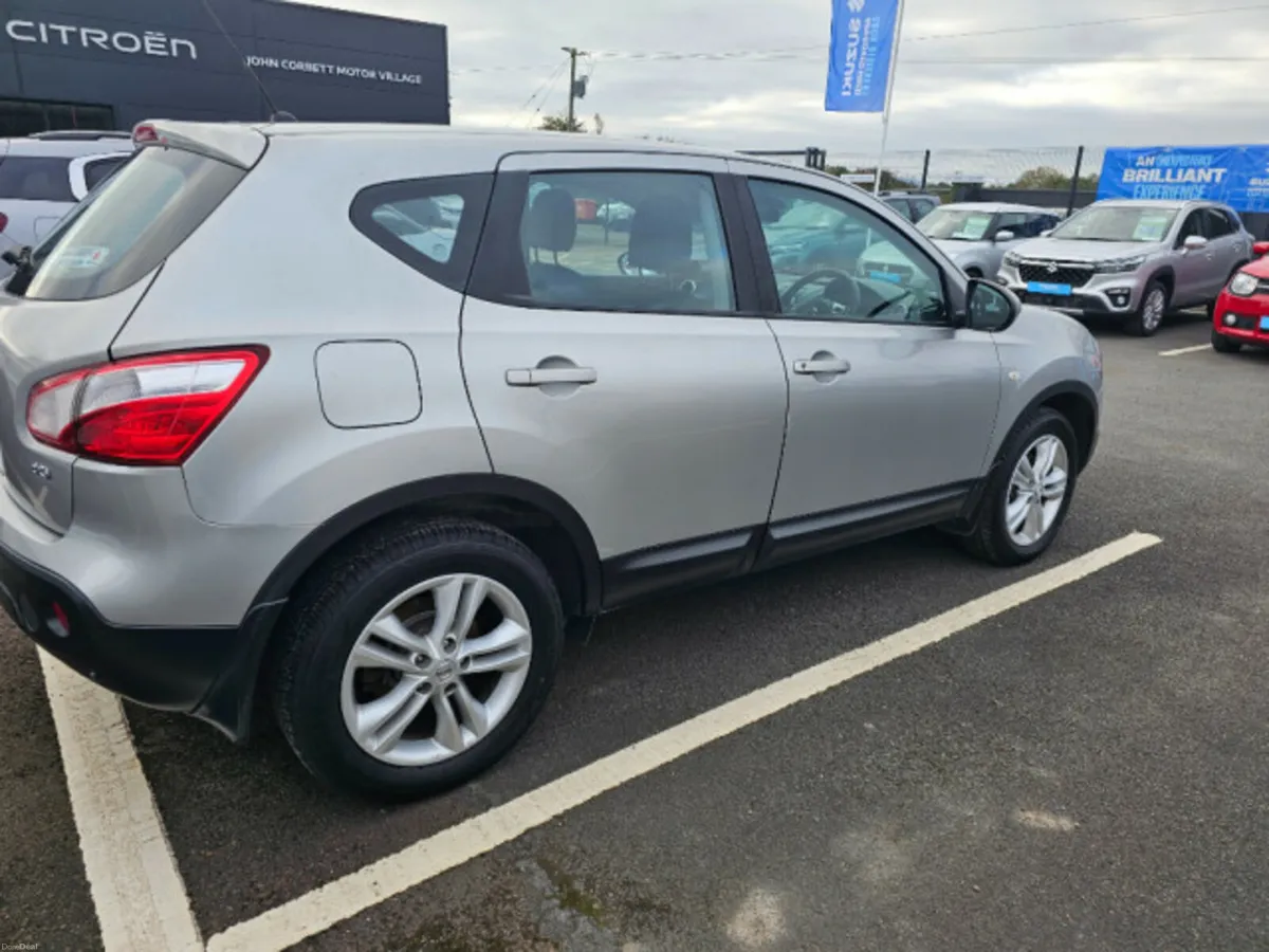 Nissan Qashqai 4X4 - Image 2
