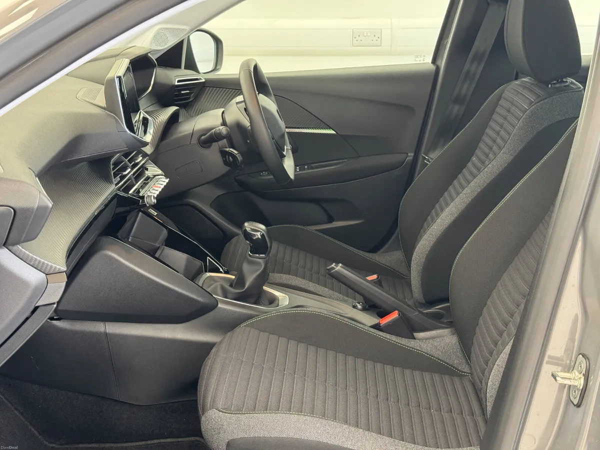 Peugeot 208 2024 - Image 6