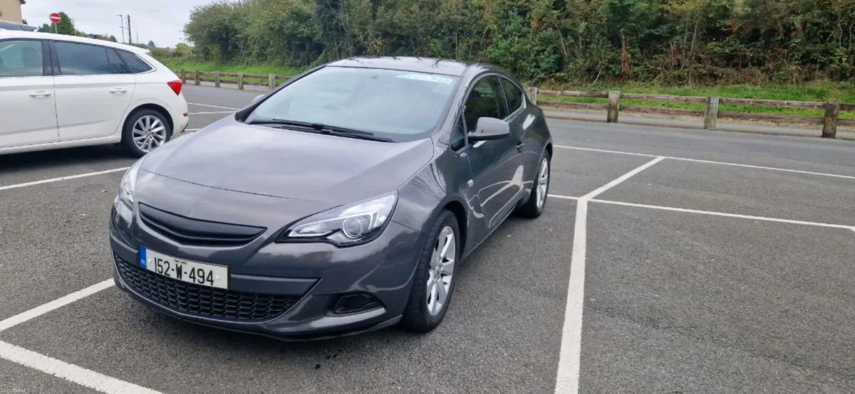 Opel Astra Coupe Gtc 2015 - Image 2