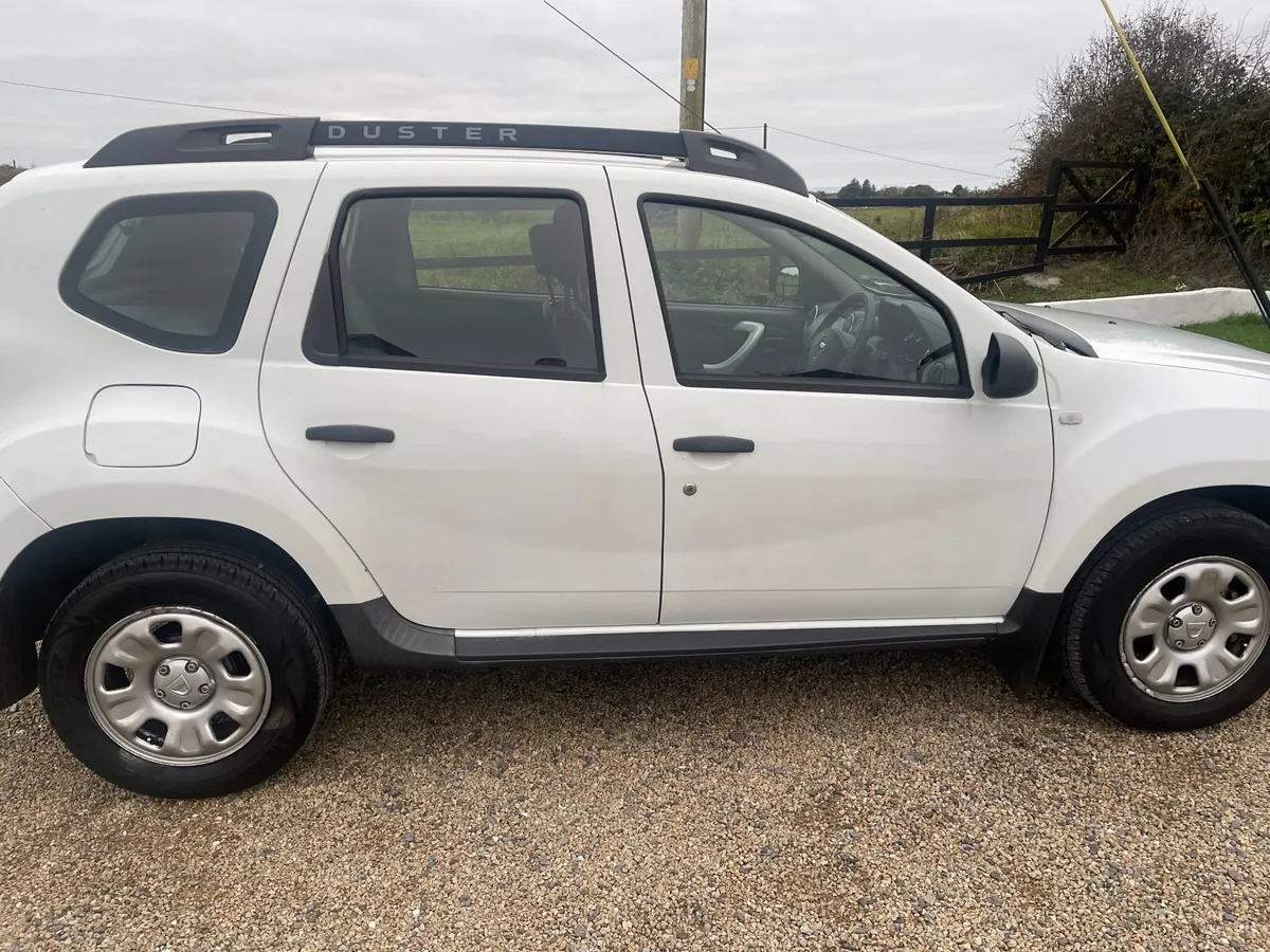 Dacia Duster 2015 - Image 1