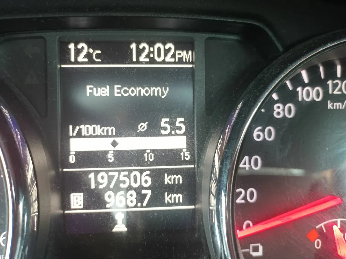 Nissan Qashqai 2012 - Image 3