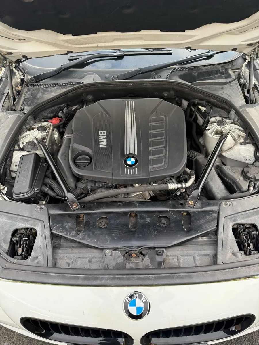 BMW 5-Series 2012 - Image 3
