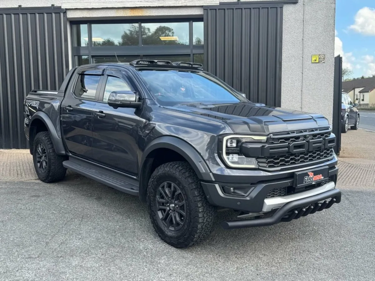 3.0T V6 EcoBoost Raptor Pickup Double Cab 4dr Petr - Image 1