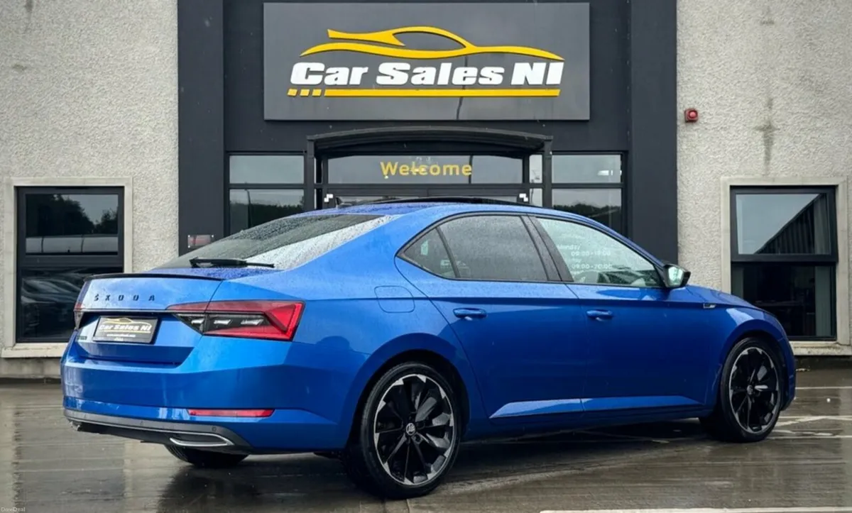 2.0 TDI SportLine Plus Hatchback 5dr Diesel DSG - Image 4