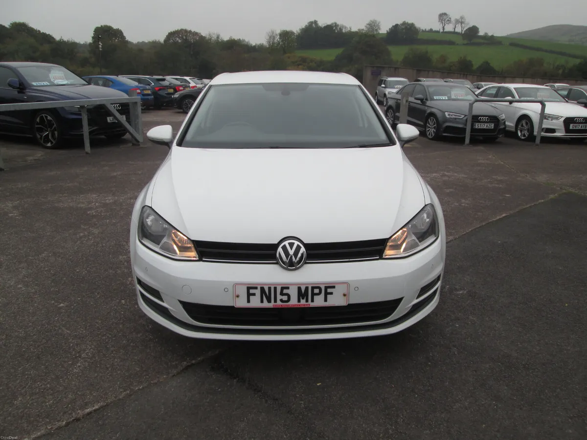 2015  VOLKSWAGEN  GOLF  1.6  TDI  MATCH  5DR - Image 3