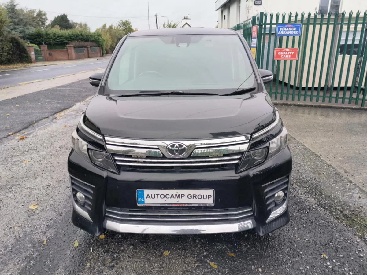 Toyota Voxy Hybrid Automatic 2016 !!! - Image 2