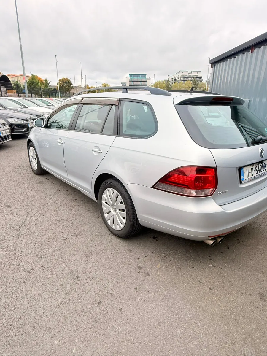 Volkswagen Golf 2011 - Image 3