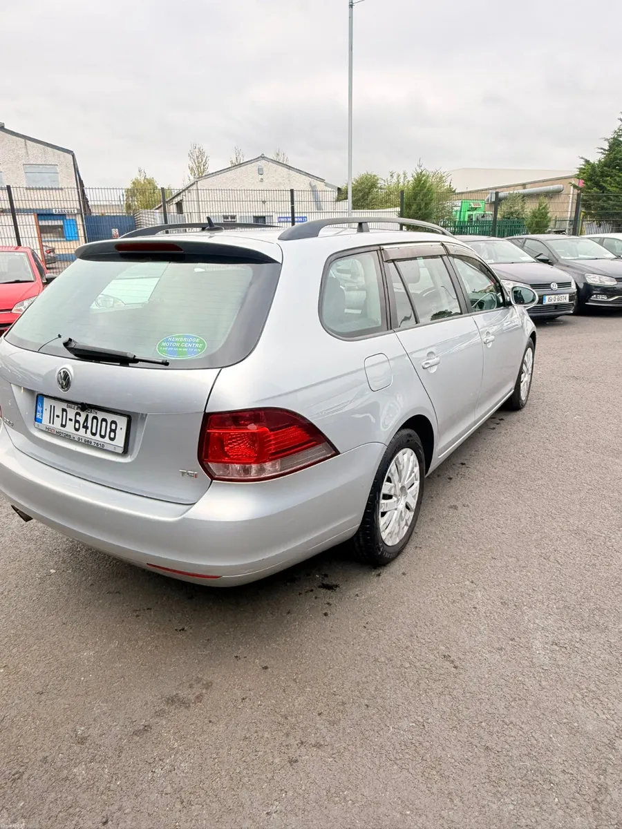 Volkswagen Golf 2011 - Image 4