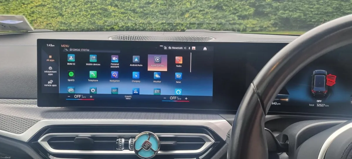 BMW 3-Series 2023 - Image 3