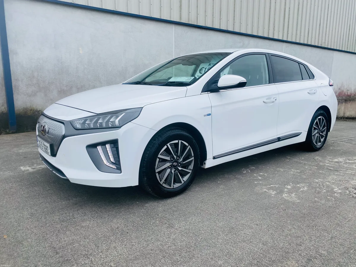 212 Hyundai IONIQ 38KW Electric €15,950 - Image 1