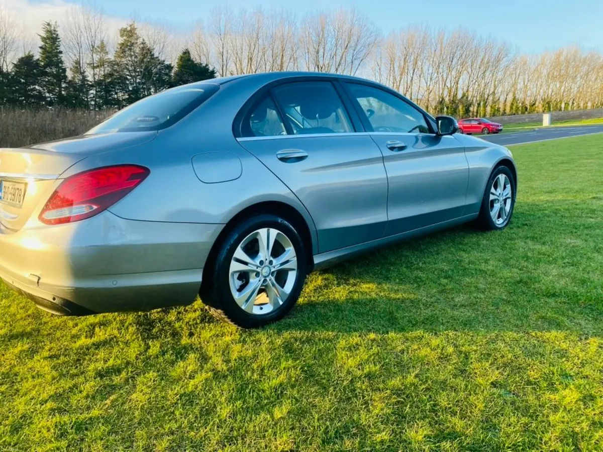 Mercedes-Benz C-Class 2016 - Image 4