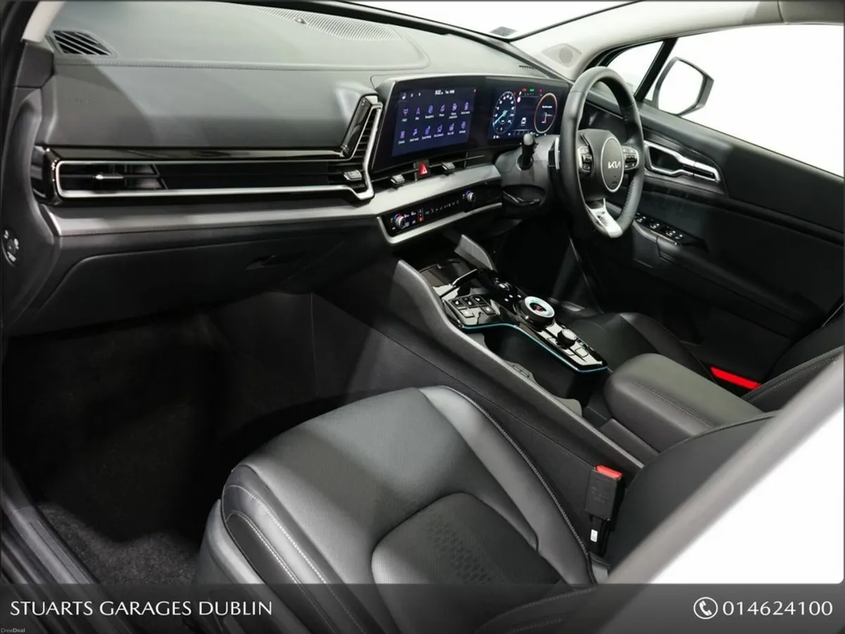 Kia Sportage 1.6 PHEV**0% FINANCE+FREE HOME CHARGE - Image 3