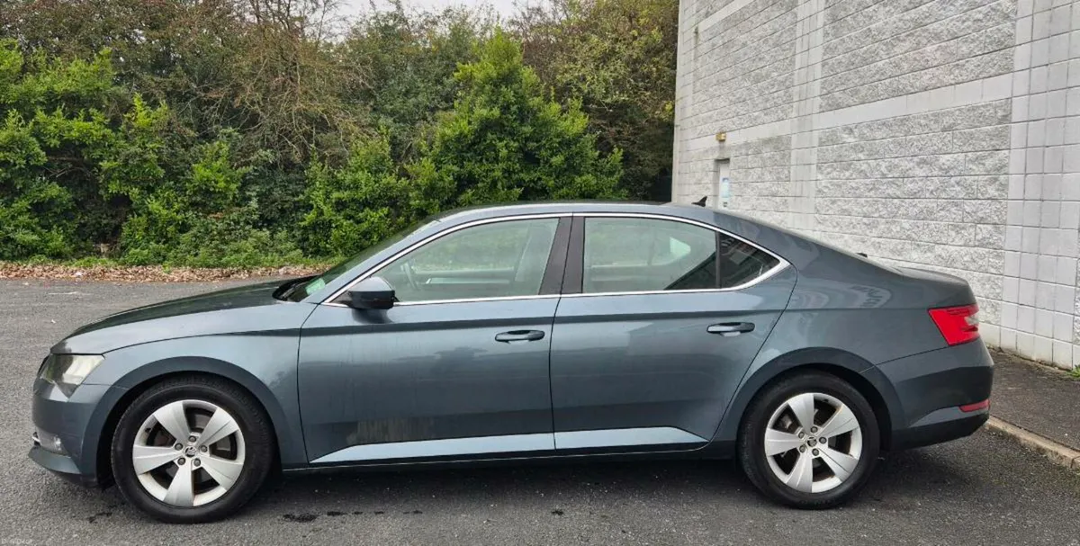 16 Skoda Superb 1.6 Tdi..New NCT.. - Image 4