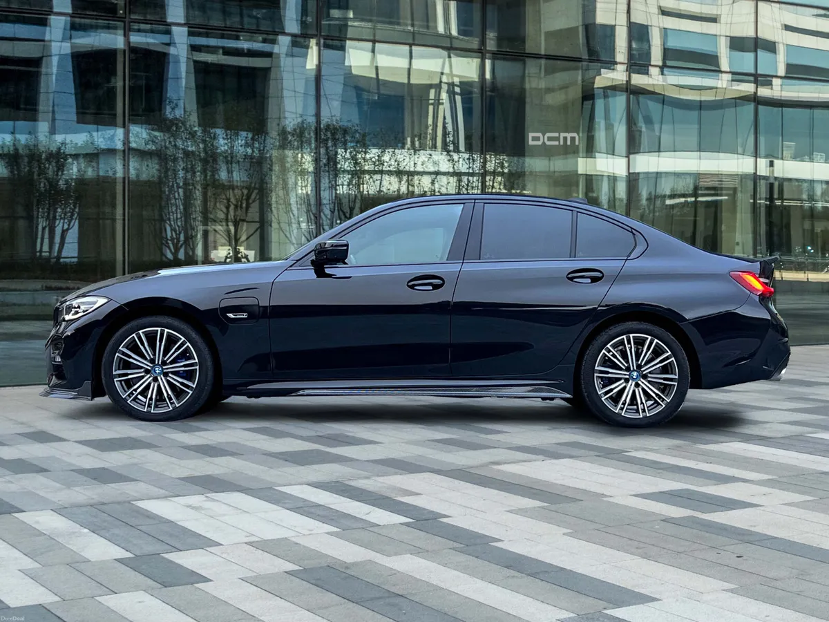BMW 330e G20 M Sport iPerformance - Image 4