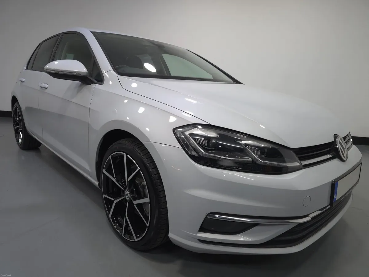 VOLKSWAGEN GOLF 1.2 TSI DSG SE NAV - Image 1