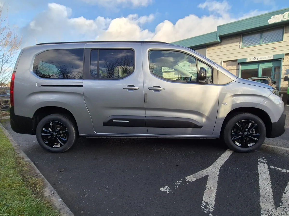 CITROEN BERLINGO / 2026 / 7 SEATER / AUTO / WAV!! - Image 5
