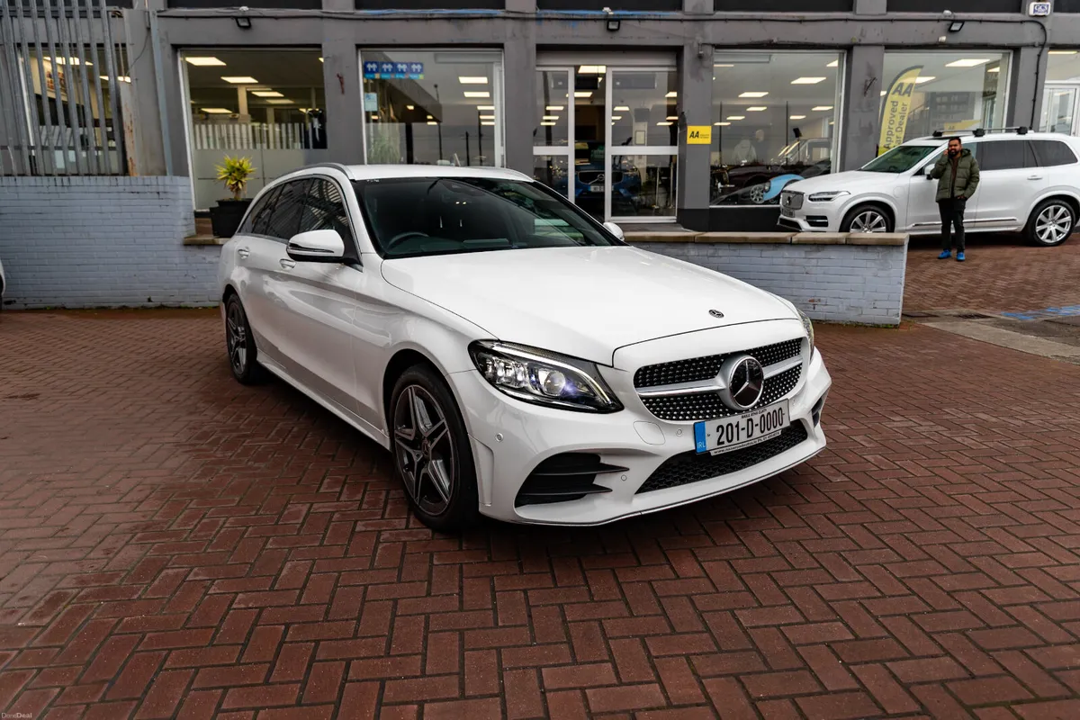 C220D AMG LAUREUS EDITION 5DR ESTATE AUTOMATIC - Image 1