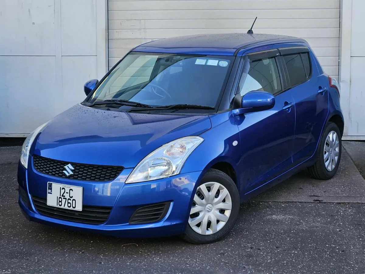 Suzuki Swift 2012 automatic - Image 2