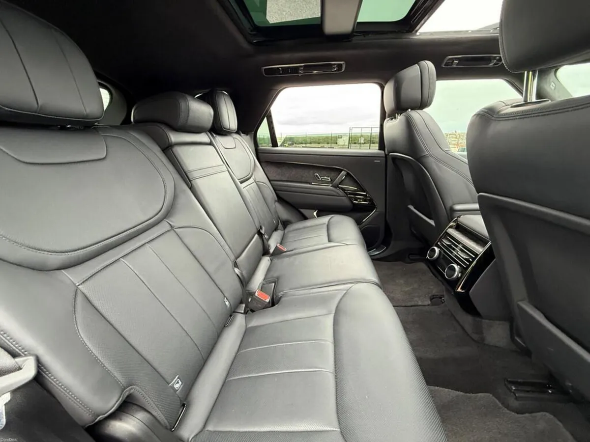 Land Rover Range Rover P510e FIRST EDITION 510PS - Image 4