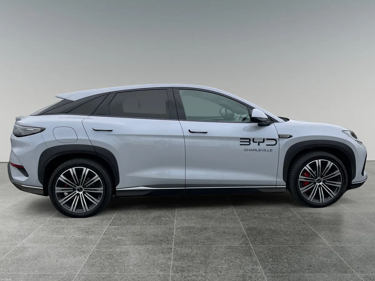 2025 BYD SEALION 7 - Image 3