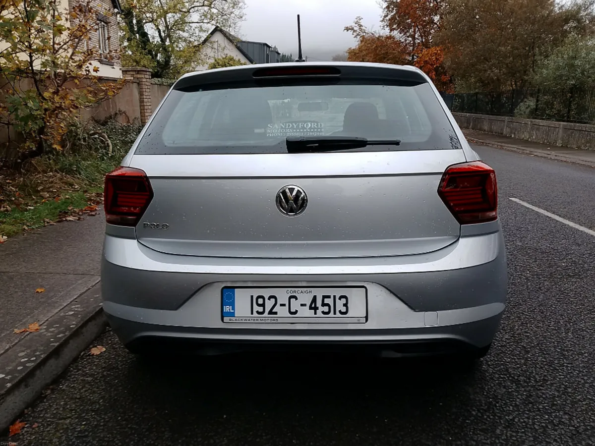 Volkswagen Polo TL 1.0 M5F 65HP 5DR - Image 4