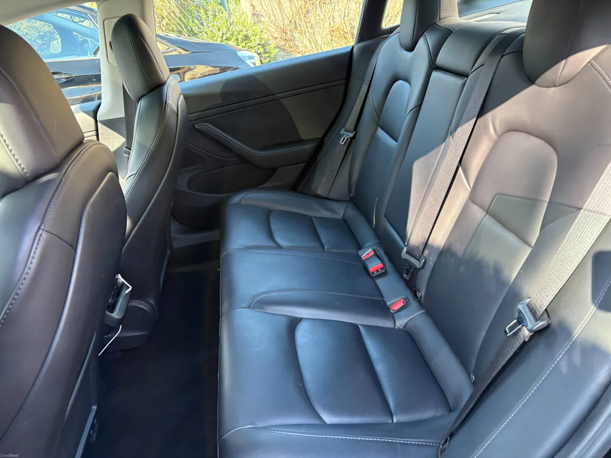 2022 Tesla Model 3 Standard Plus FSD LOW MILEAGE - Image 4
