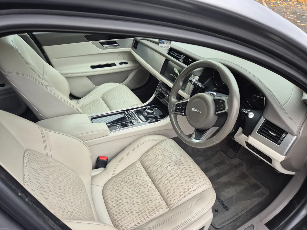Jaguar XF Prestige 2.0 Diesel Automatic - Image 4