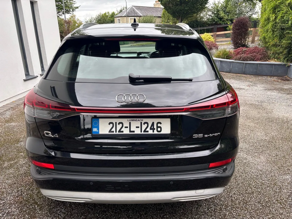 Audi Q4 etron 35 - Image 3