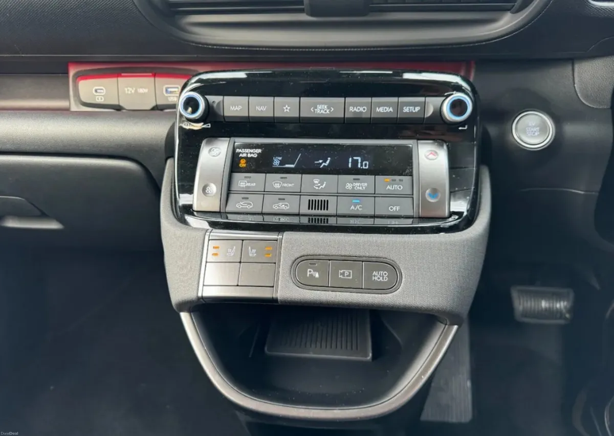 Hyundai INSTER COMMERICAL ( VAN) Elegance 360km - Image 6
