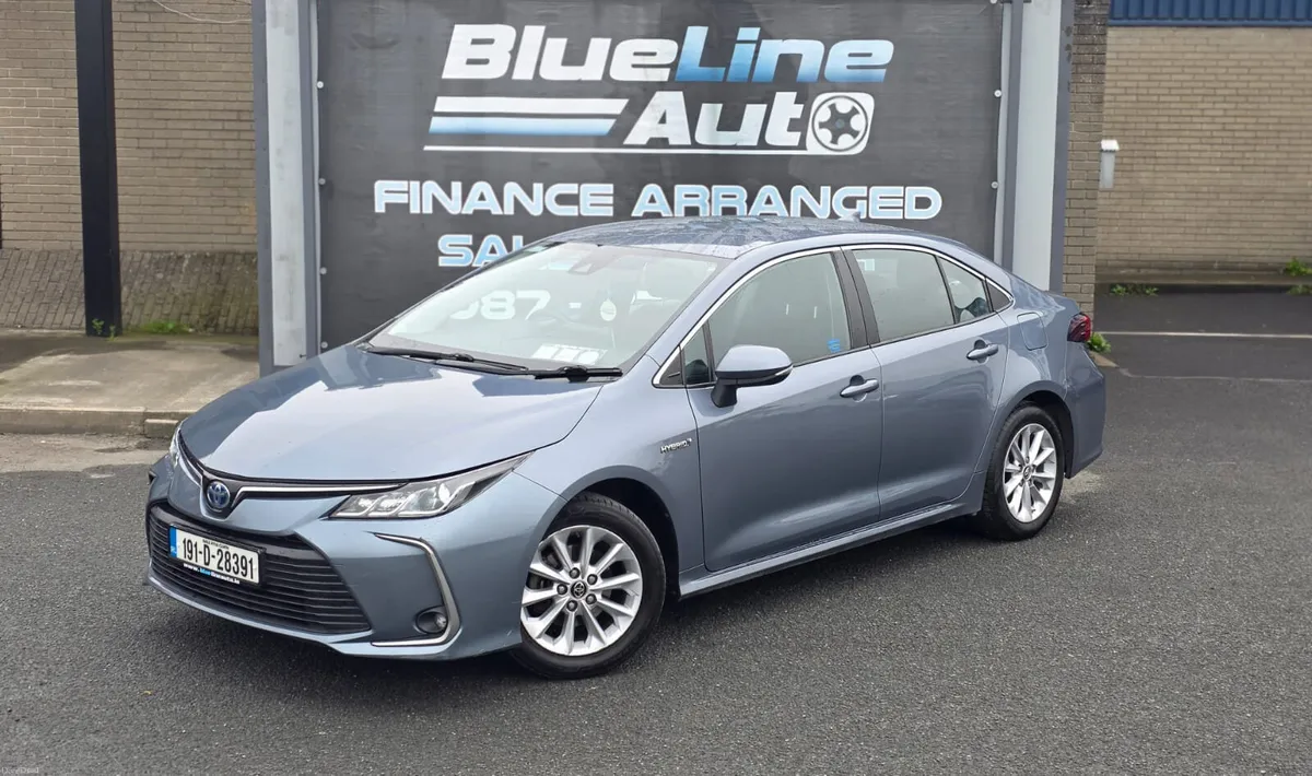 Toyota Corolla Luna Hybrid Automatic 1.8 Petrol - Image 1