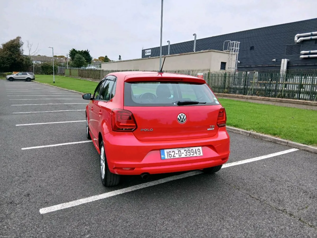 VOLKSWAGEN POLO AUTOMATIC *** LOW KILMS*** - Image 4