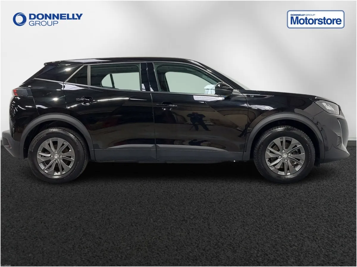 Peugeot 2008 E- Electric Estate Active Premium - Image 3