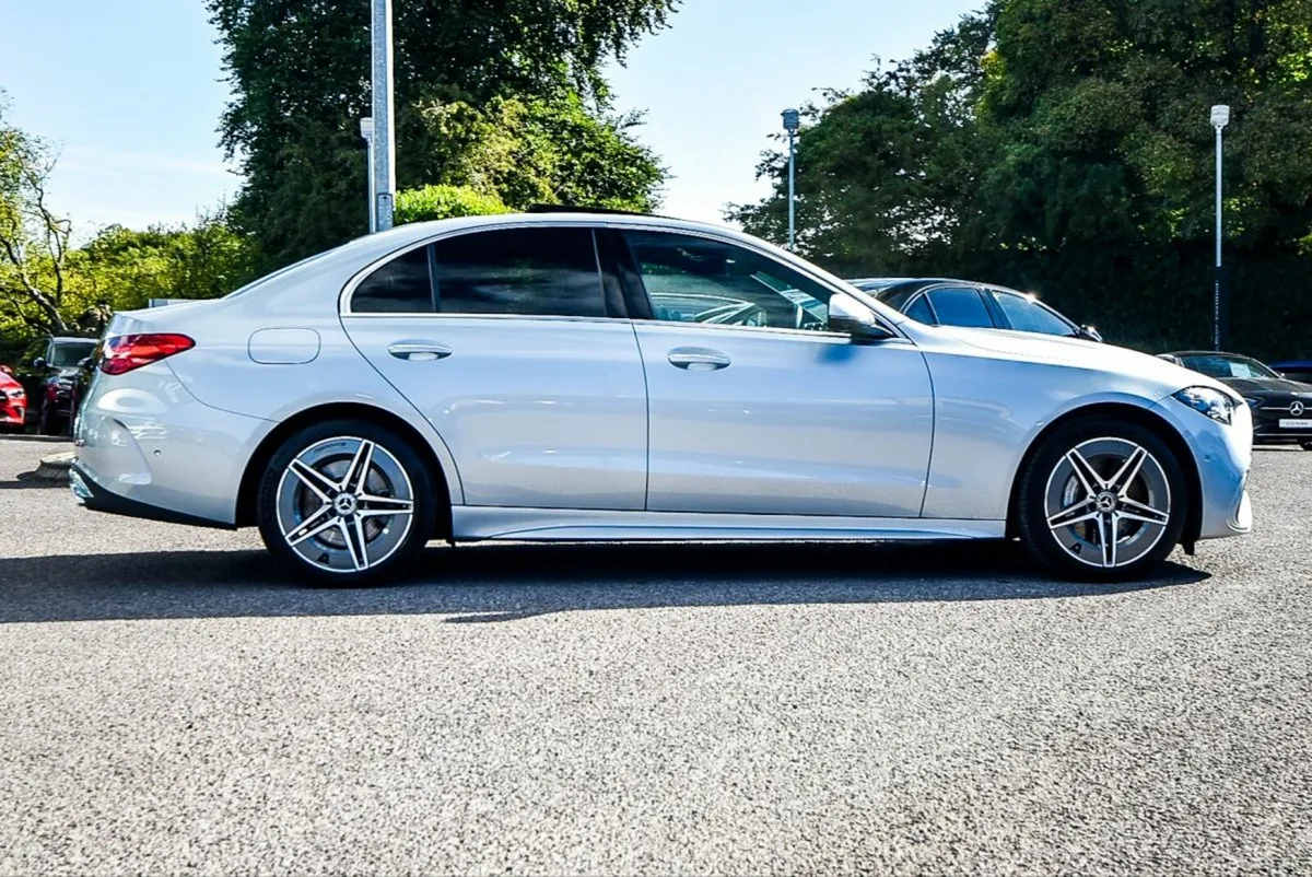 Mercedes-Benz C-Class C300e AMG Premium Pan Roof 3 - Image 4