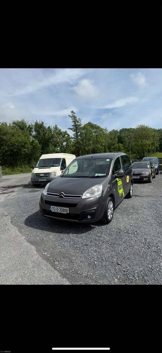 Taxi for sale - Image 1