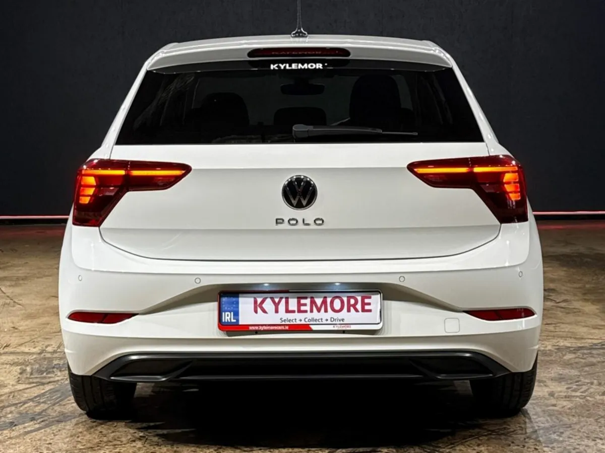 Volkswagen Polo AUTOMATIC 1.0L TSI - REVERSE CAMER - Image 4