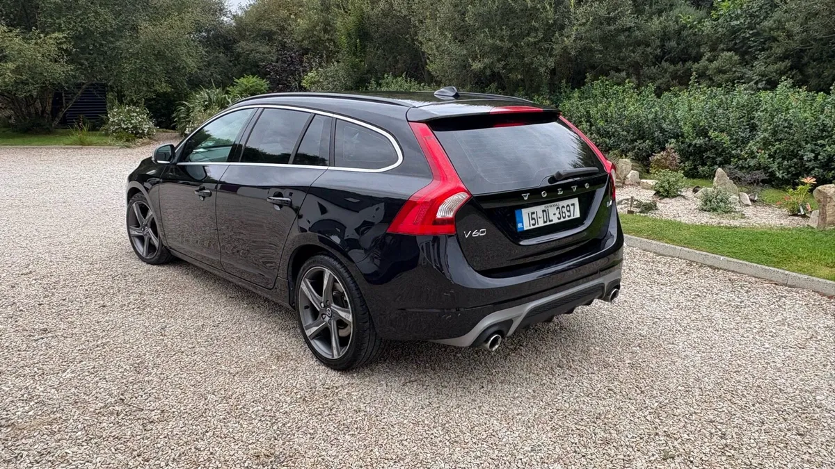 Volvo v60 d4 R design - Image 3