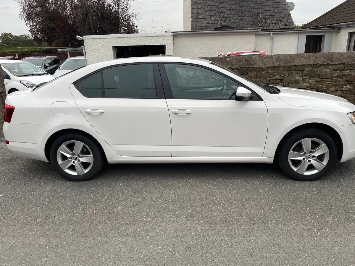 Skoda Octavia 2016 - Image 3