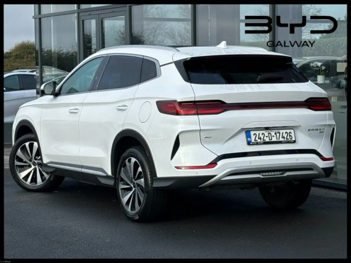 BYD SEAL U DM-i Design AWD 320BHP - Image 2