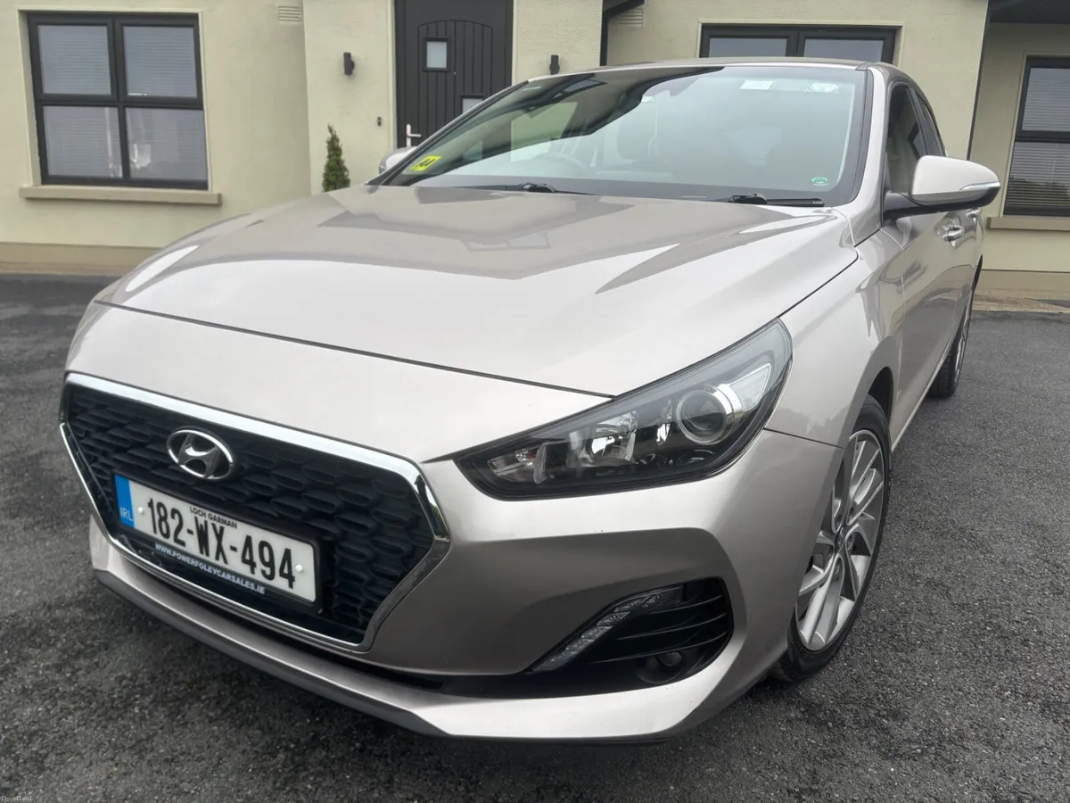 2018 (182)Hyundai i30 1.0 T-GDI Petrol Fast-Back - Image 1