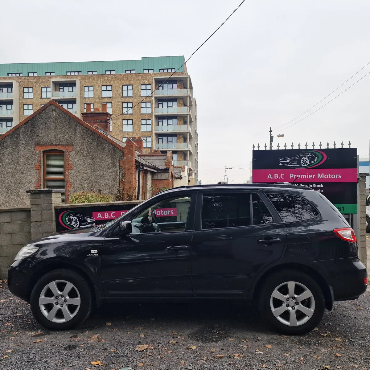 Hyundai Santa Fe 7 Seater 4 WD New Nct - Image 4