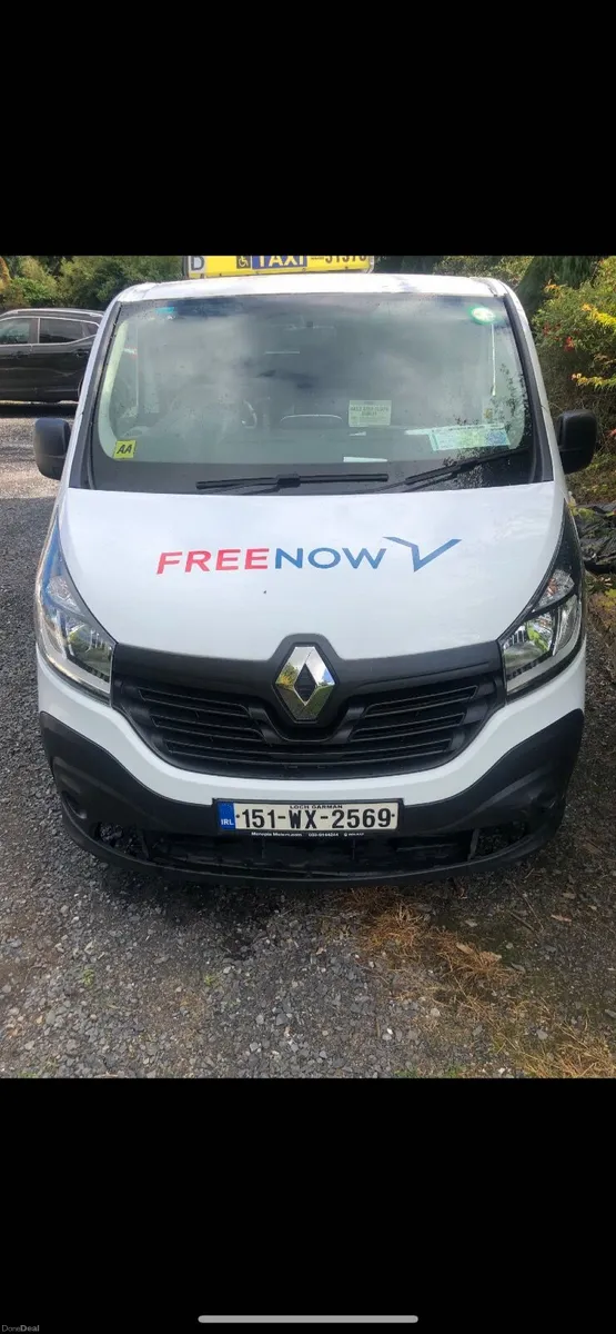 2015Renault Traffic taxi for rent  or sell - Image 2