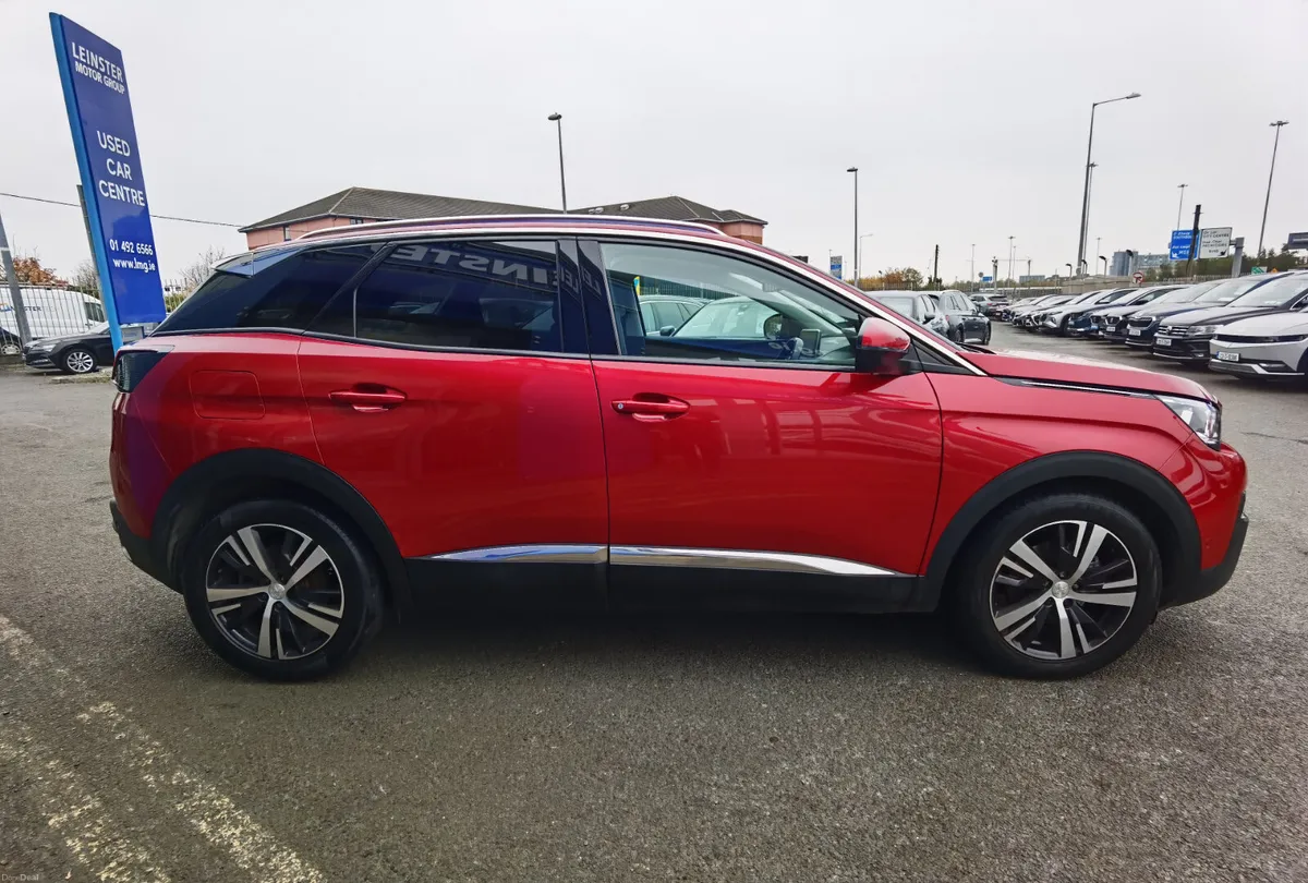 PEUGEOT 3008 1.5 ALLURE BLUEHDI - Image 4